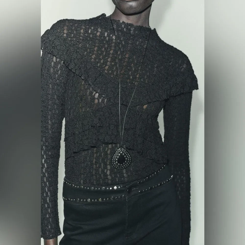 ZARA RUFFLED LACE TOP